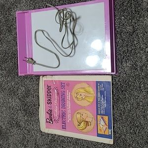 Vintage 1965 Barbie & Skipper Electric Drawing Set *works*